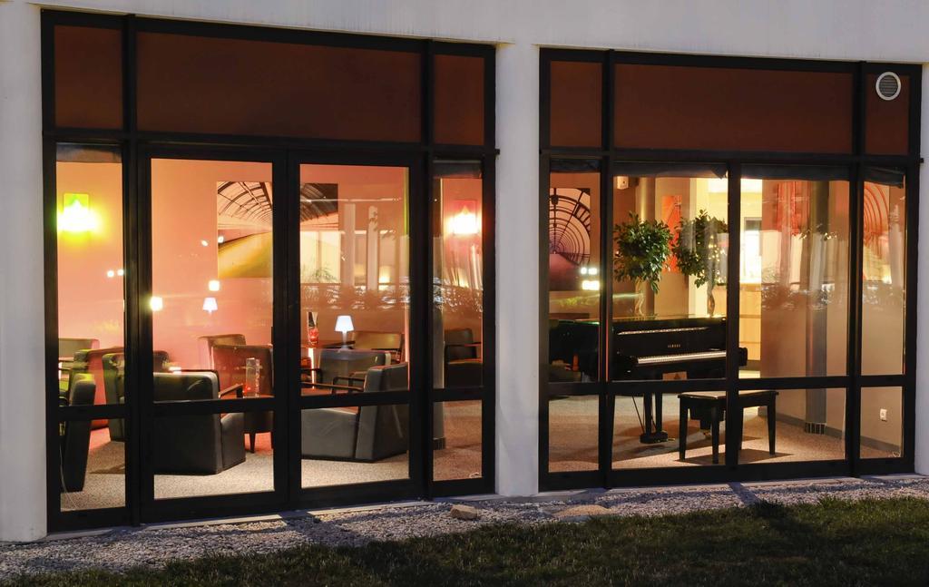 Hotel Archamps Porte Sud De Geneve Exterior foto